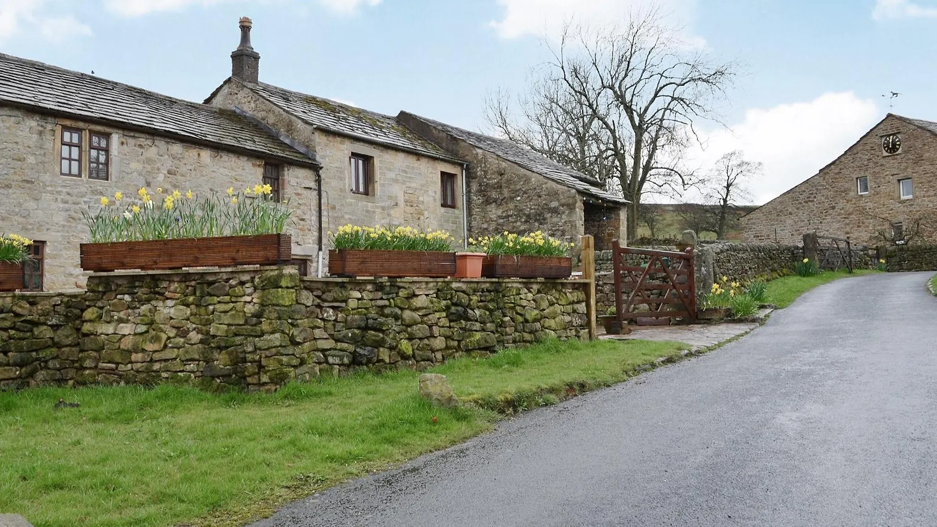 Bradley House Villa Harrop Fold
